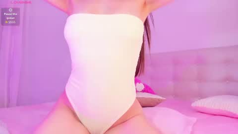 Snapshot of miia_rose12 chatting on July 18, 3:00 am miia_rose12 online show from July 18, 3:00 am