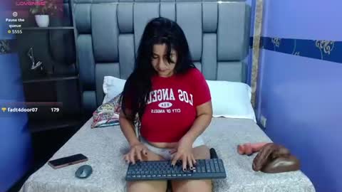 Snapshot of miia_rousee_ chatting on July 12, 12:23 am ROUSSE online show from July 12, 12:23 am