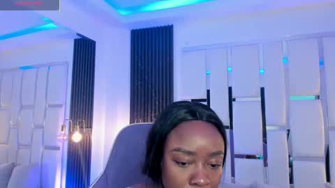 Miia Schwarz  online show from February 4, 12:11 pm