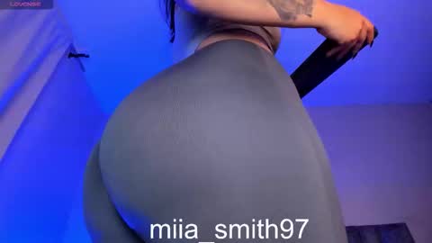 mia online show from March 26, 9:09 pm
