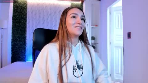 Miia 3 online show from October 21, 12:06 pm