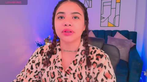 Snapshot of miiaa7_ chatting on November 14, 5:39 am Ma is my name I invite you to check out my wish list for my birthday online show from November 14, 5:39 am