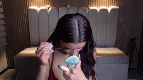 Snapshot of miiaa_evans1 chatting on July 7, 1:59 pm miiaa_evans1 online show from July 7, 1:59 pm