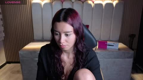 Snapshot of miiaa_evans1 chatting on August 8, 8:22 pm miiaa_evans1 online show from August 8, 8:22 pm