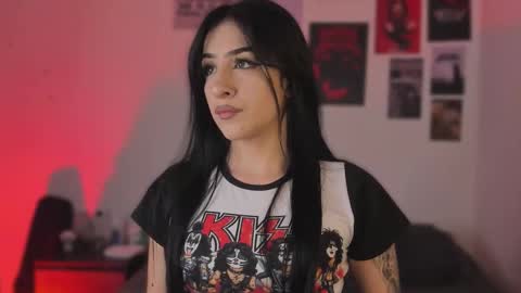 Snapshot of miiaa_stone chatting on November 18, 2:54 pm miiaa stone online show from November 18, 2:54 pm