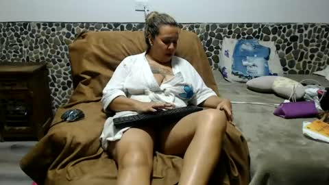 Miilu74 online show from June 19, 3:00 am