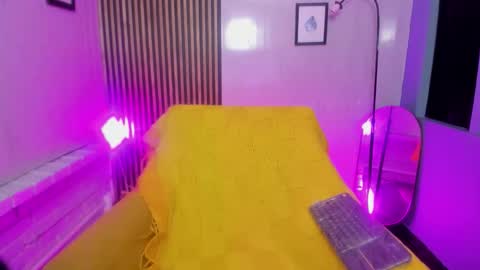 miilu  online show from January 9, 3:20 am