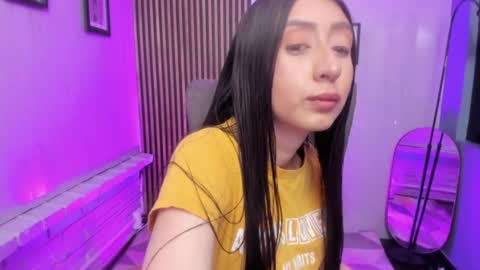 Snapshot of miilu__1 chatting on June 18, 3:40 am miilu online show from June 18, 3:40 am