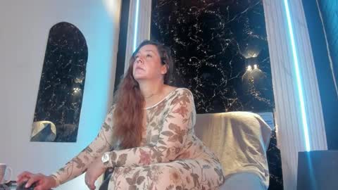 miiss_evaa online show from October 24, 11:28 am