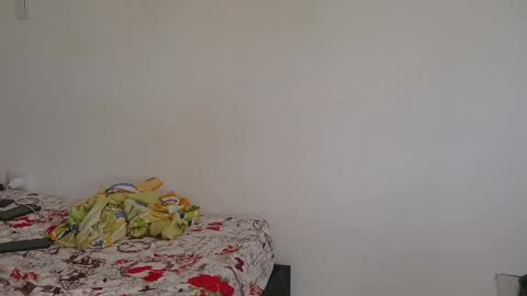 Snapshot of mijosex24vergon chatting on May 22, 8:25 pm MIJO VERGON online show from May 22, 8:25 pm