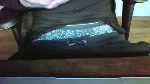 mik online show from January 3, 8:32 am