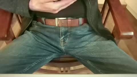 mik online show from October 24, 2:02 pm