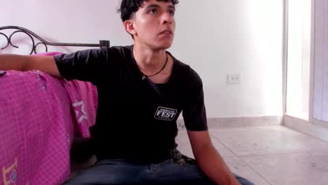 Snapshot of mikael_stor chatting on October 10, 12:15 pm mikael_stor online show from October 10, 12:15 pm