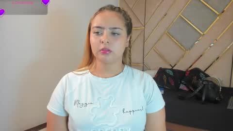 Mikaela blondie bigass online show from April 20, 6:42 pm