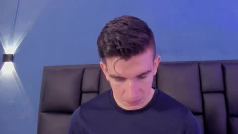 Snapshot of mikaelslow chatting on November 21, 4:44 am mikael online show from November 21, 4:44 am