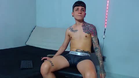 Mike IMDEPENDIENT MODEL online show from February 17, 3:53 pm