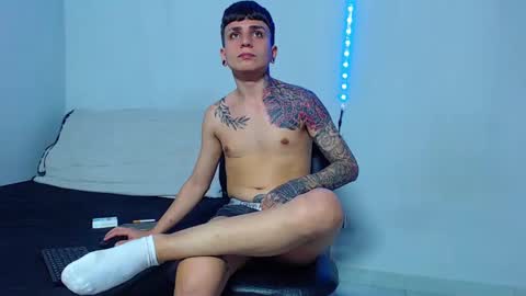 Mike IMDEPENDIENT MODEL online show from February 18, 6:15 am