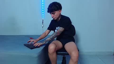 Mike IMDEPENDIENT MODEL online show from October 25, 2:41 am