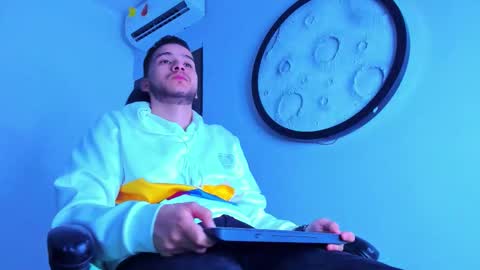 Mike  online show from February 24, 11:41 am