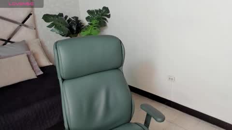 Mike Belle online show from October 26, 10:25 pm