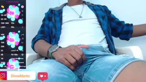 Snapshot of mike_black_22 chatting on June 19, 4:33 pm Mike online show from June 19, 4:33 pm