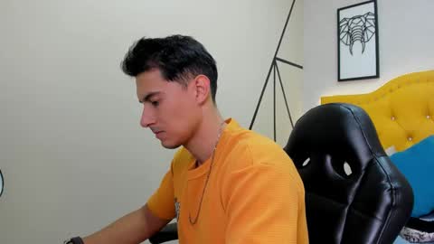 Mike online show from February 19, 2:07 am