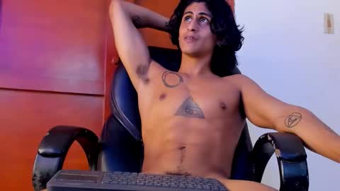 mike_d1030 online show from March 17, 5:22 am