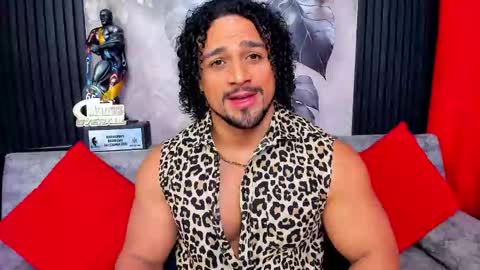   online show from February 9, 3:43 am