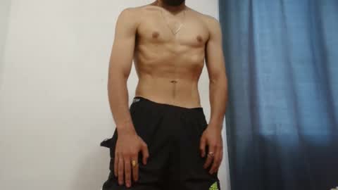 Snapshot of mike_leonrey22 chatting on November 22, 7:46 pm mike_leonrey22 online show from November 22, 7:46 pm