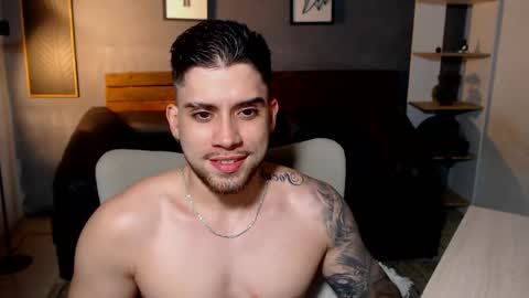 Mike Montoya online show from June 3, 2:25 am