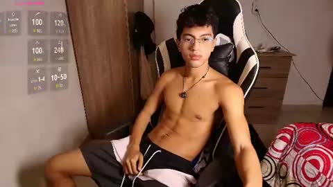 Mike Pineapple online show from July 21, 3:53 am