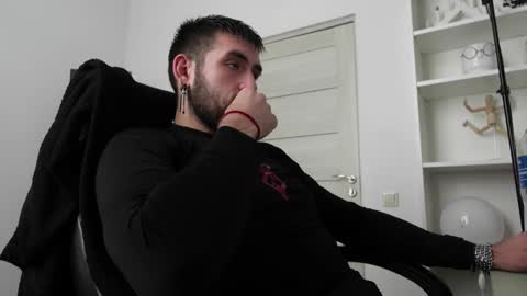 Snapshot of mike_platano chatting on September 22, 1:24 pm MIKE PLATANO online show from September 22, 1:24 pm