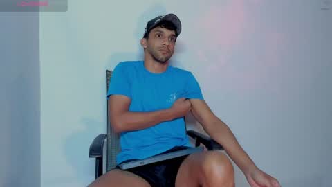 mike_shelby21 online show from July 28, 8:21 am