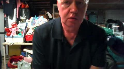 Snapshot of mikeb3200 chatting on June 15, 2:58 am mikeb3200 online show from June 15, 2:58 am