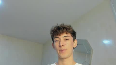 Mikebelf4 online show from November 17, 10:59 pm