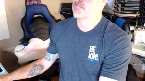 Sean Steele online show from July 26, 1:18 pm