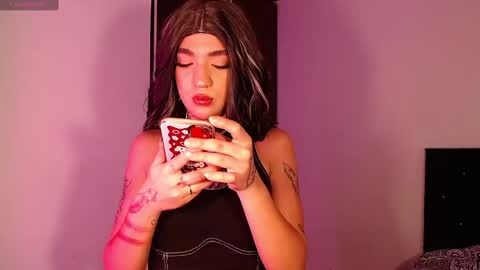 Snapshot of mikee_g chatting on January 12, 11:15 pm ZARA BLARE online show from January 12, 11:15 pm