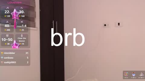 Snapshot of mikee_g chatting on February 21, 3:12 am ZARA BLARE online show from February 21, 3:12 am