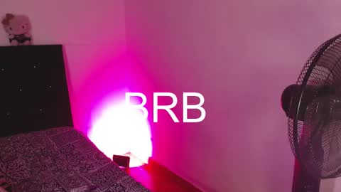 Snapshot of mikee_g chatting on October 2, 1:18 pm ZARA BLARE online show from October 2, 1:18 pm