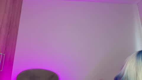 mikegaitan1 online show from February 14, 5:10 pm