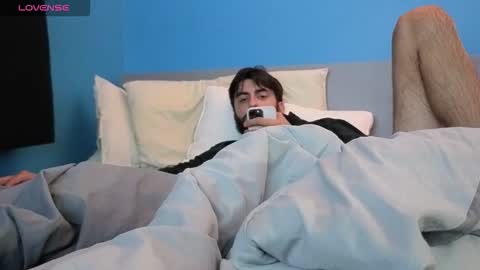 Snapshot of mikehawk1589 chatting on October 15, 8:36 am mikehawk1589 online show from October 15, 8:36 am