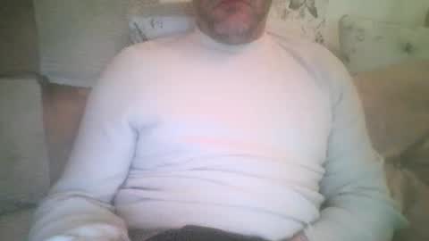 mikehockishuge9 online show from November 15, 4:25 pm