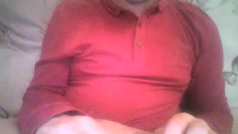 Snapshot of mikehockishuge9 chatting on June 18, 9:52 pm mikehockishuge9 online show from June 18, 9:52 pm
