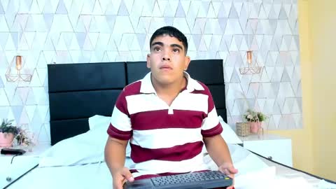 mikehuddson online show from April 18, 12:20 pm