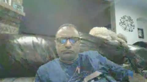 Snapshot of mikej143 chatting on November 1, 12:23 am mikej143 online show from November 1, 12:23 am