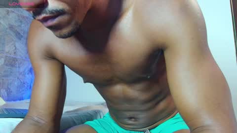 Snapshot of mikejaybr chatting on September 16, 6:09 pm Mike Jay online show from September 16, 6:09 pm