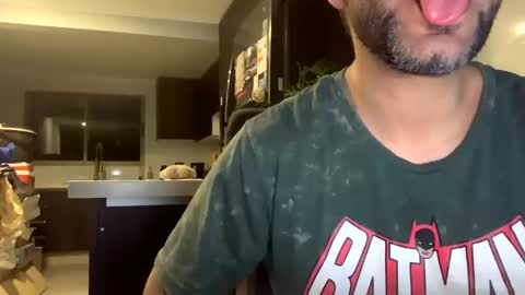 Snapshot of miker1239 chatting on December 18, 3:26 am miker1239 online show from December 18, 3:26 am