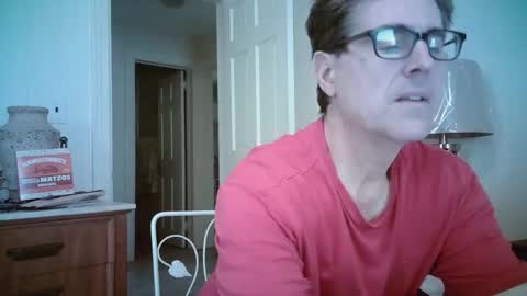 Snapshot of mikewulds chatting on May 30, 2:25 pm Mike online show from May 30, 2:25 pm
