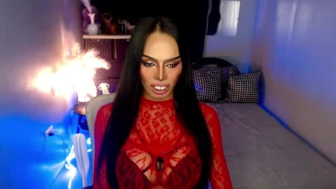 Snapshot of mikeyalawi03 chatting on June 17, 4:59 am Mistress MikeyAlawi online show from June 17, 4:59 am