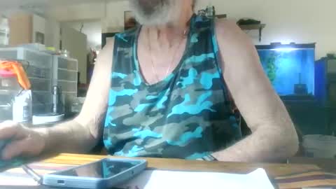 mikeyd1a online show from June 9, 6:19 pm